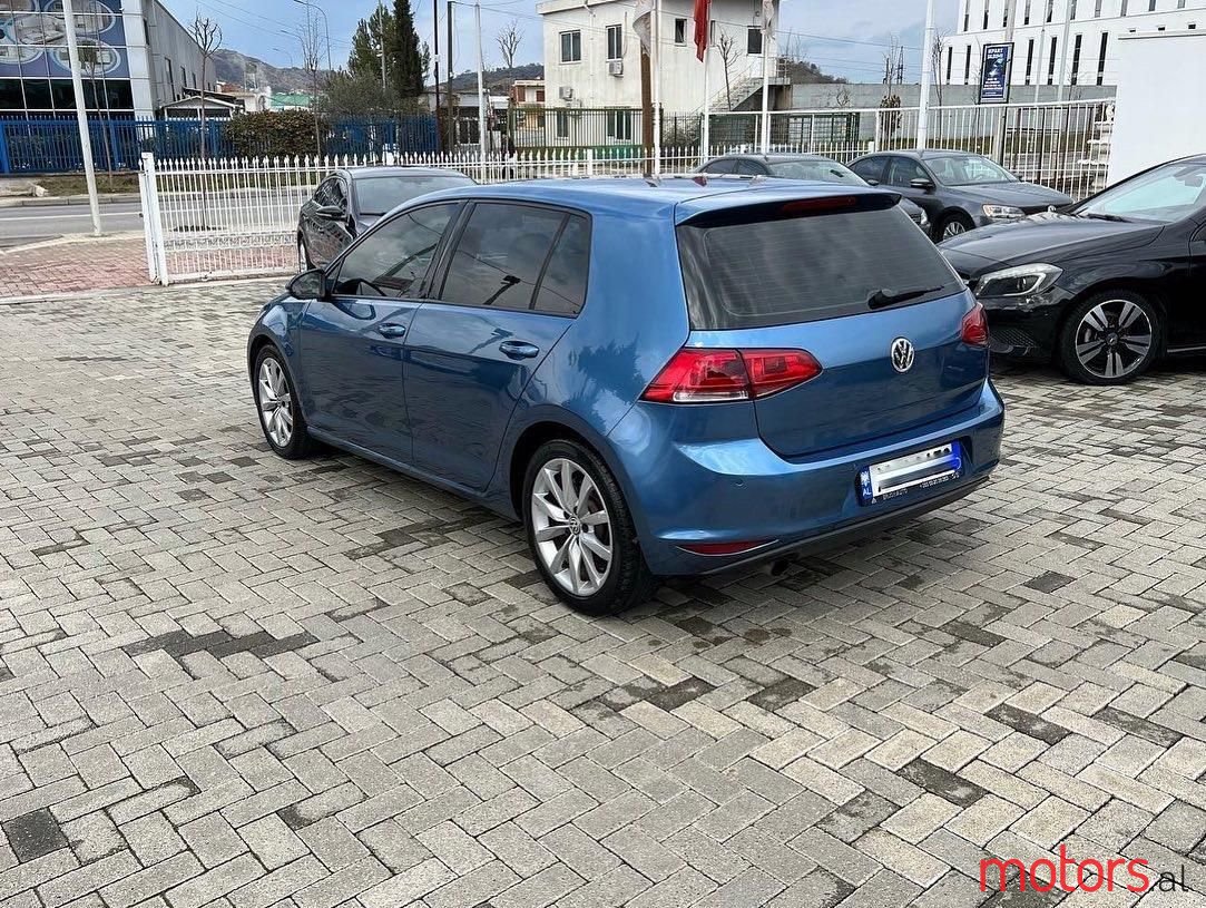 2013' Volkswagen Golf photo #4