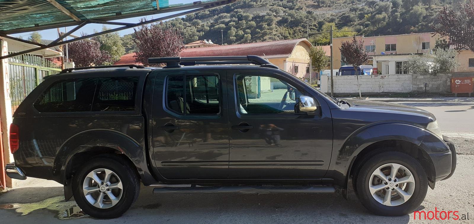 2008' Nissan Navara photo #1