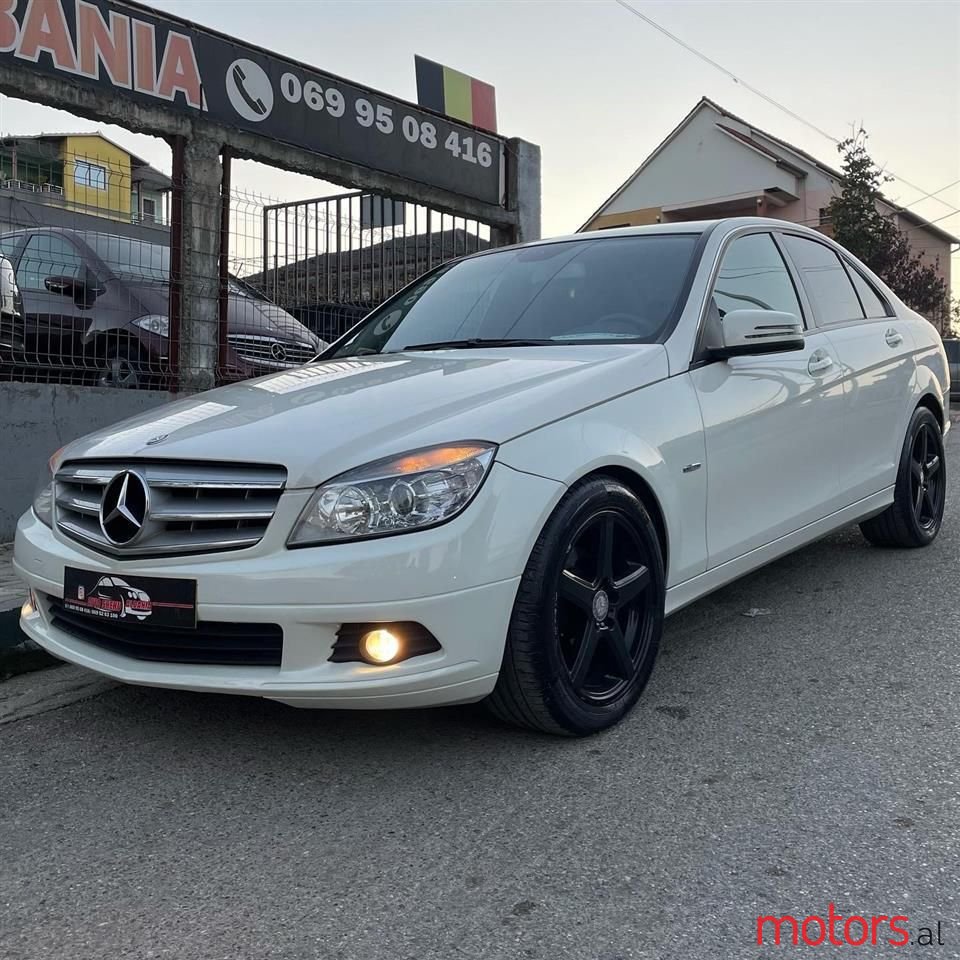 2011' Mercedes-Benz C 200 photo #1