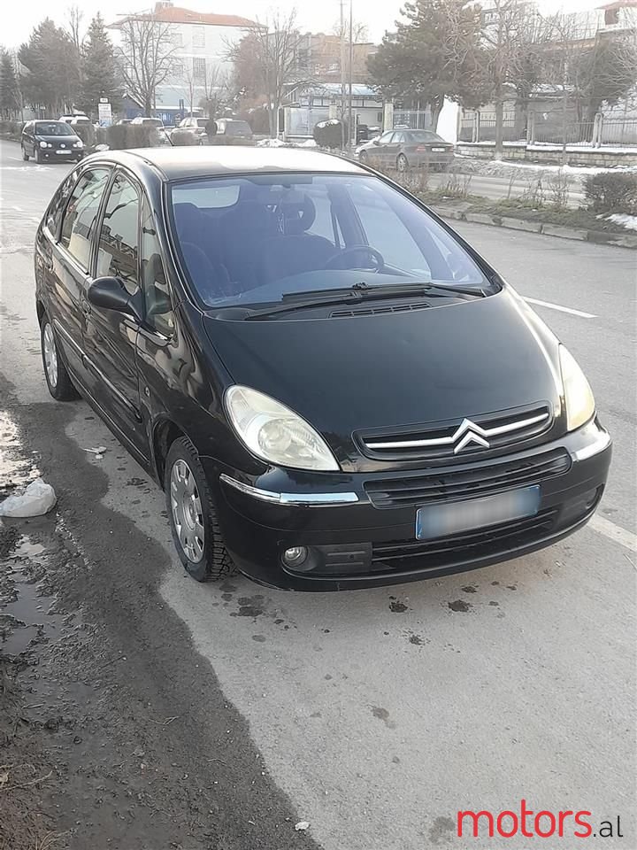 2008' Citroen Xsara Picasso photo #1