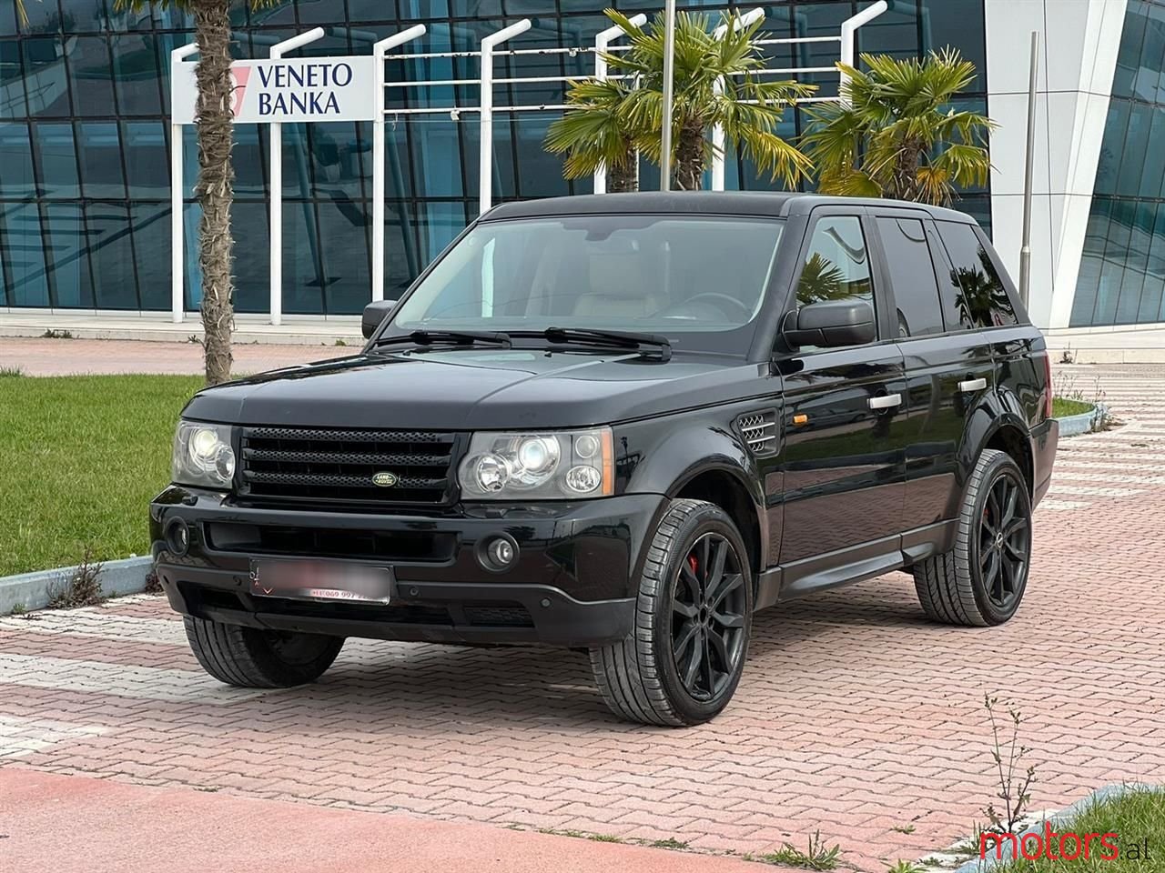 2008' Land Rover Range Rover Sport photo #1