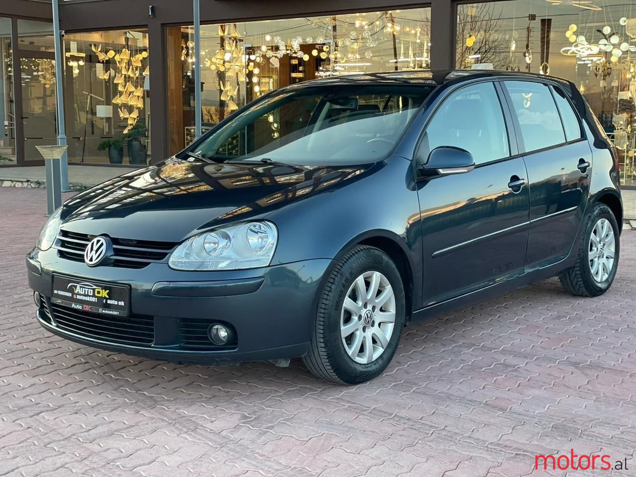 2008' Volkswagen Golf photo #1