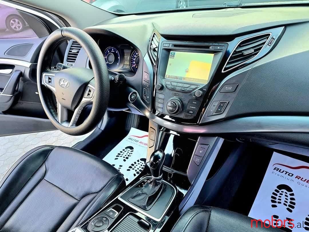 2013' Hyundai i40 photo #1