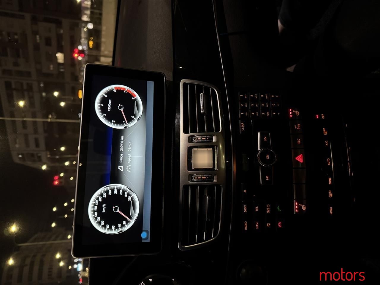 2014' Mercedes-Benz E 220 photo #2