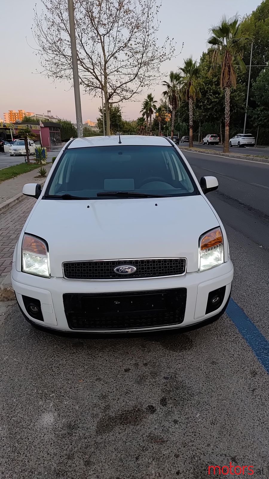 2010' Ford Fusion photo #1