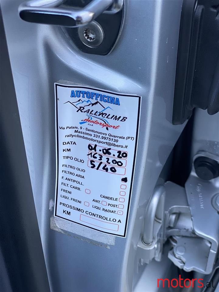 2008' Volkswagen Golf Plus photo #5