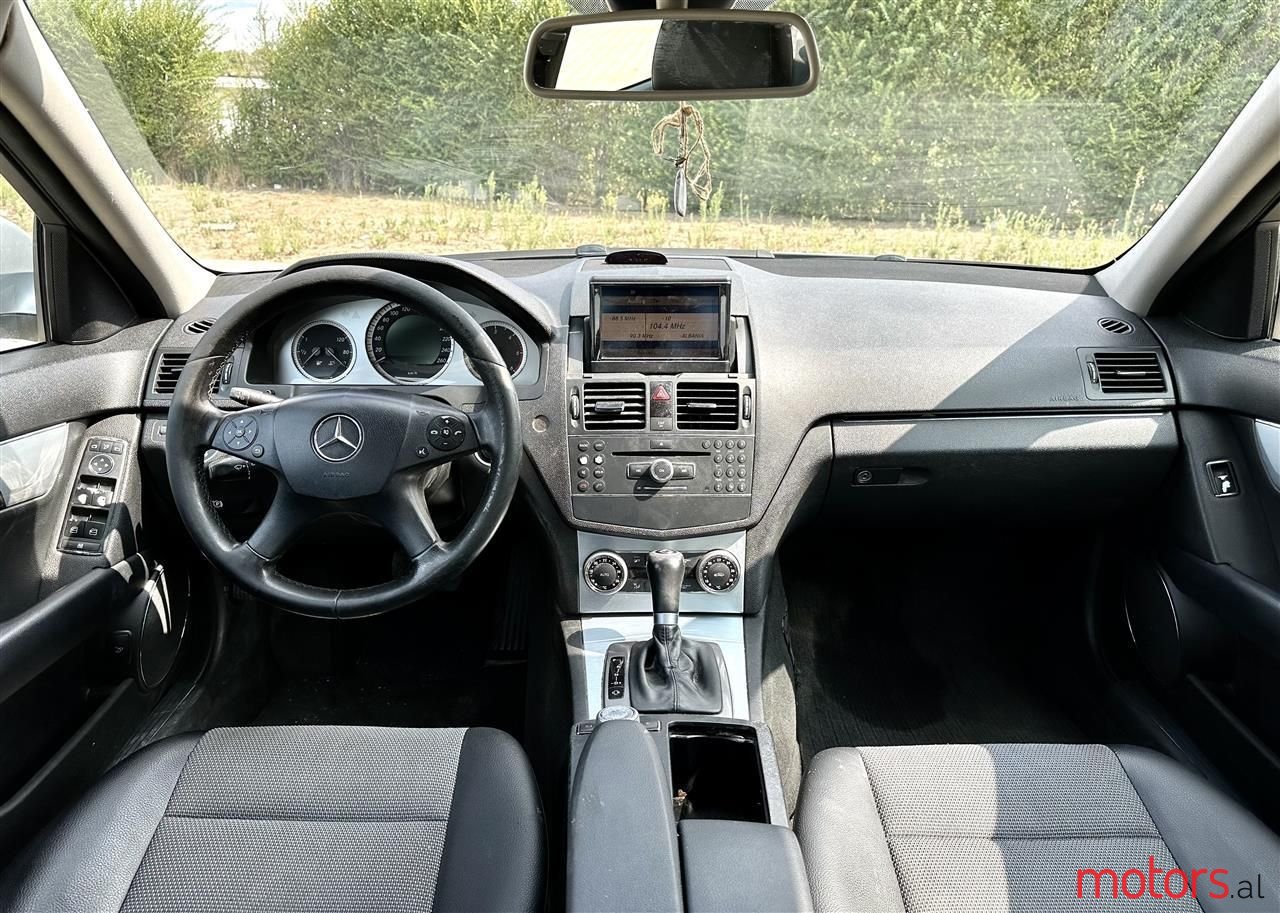 2009' Mercedes-Benz C 220 photo #2