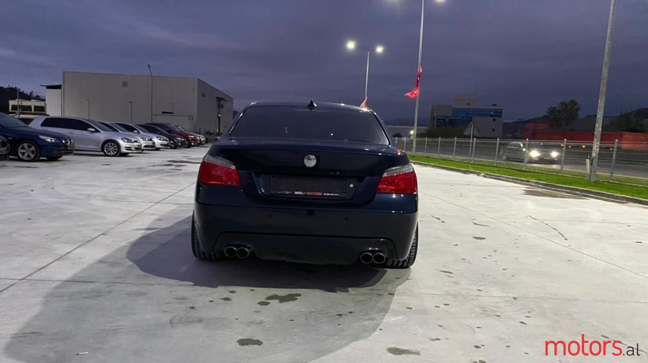 2009' BMW 528 photo #2