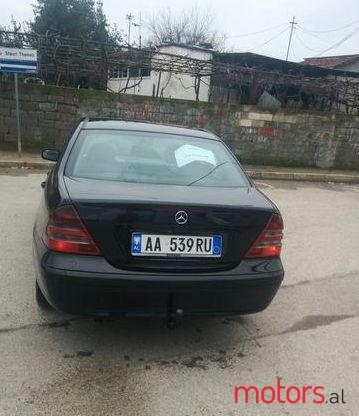 2002' Mercedes-Benz C-Class photo #1