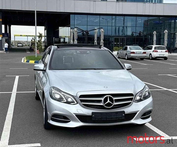 2015' Mercedes-Benz E 250 photo #4