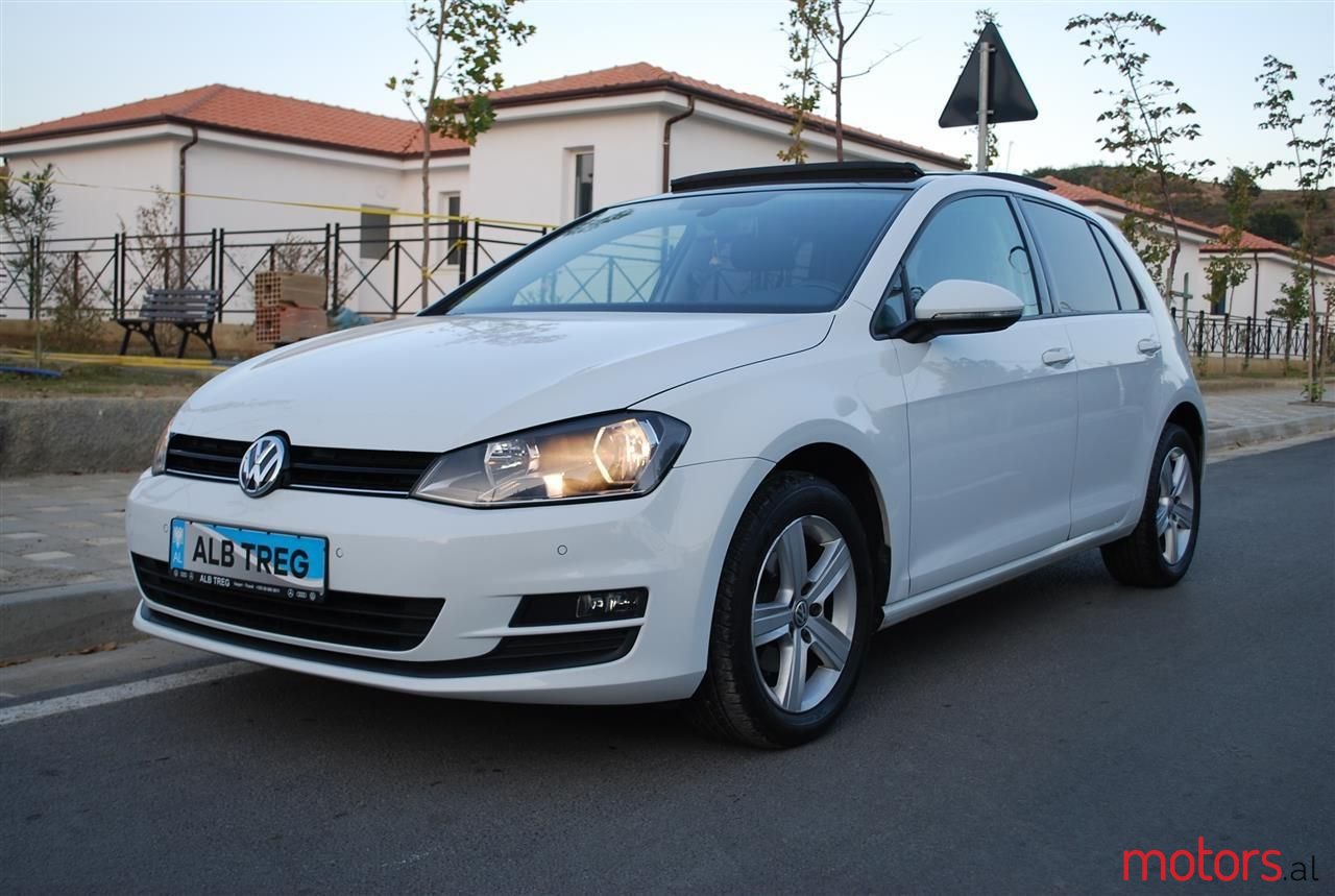 2014' Volkswagen Golf photo #1