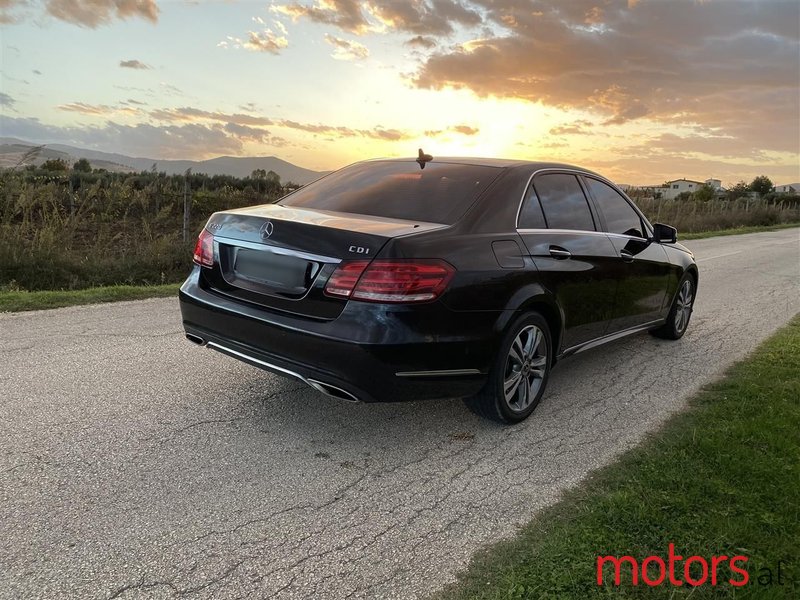 2014' Mercedes-Benz E 220 photo #3