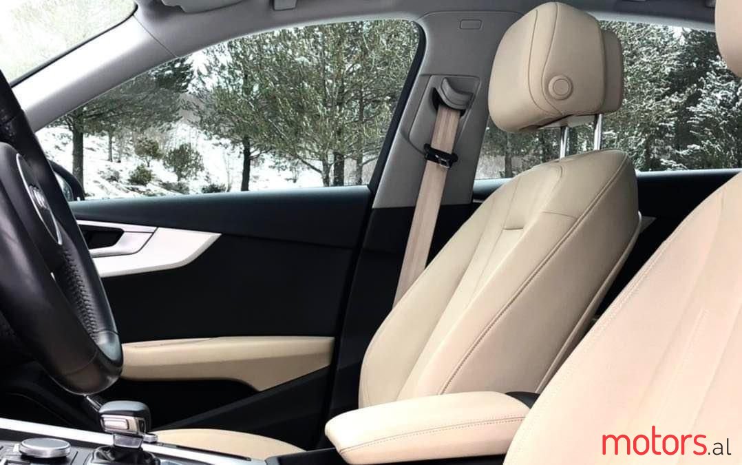 2017' Audi A4 photo #2