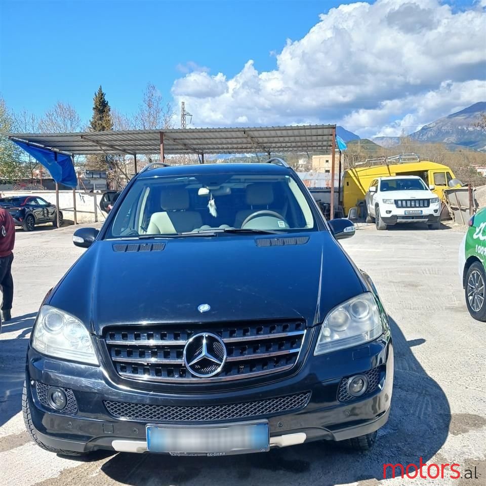 2007' Mercedes-Benz ML 320 photo #1