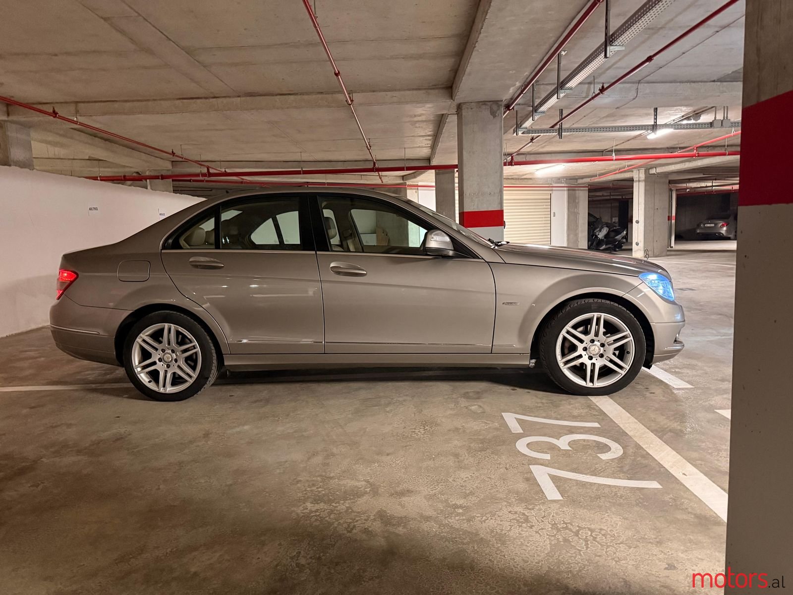 2008' Mercedes-Benz C 220 photo #3