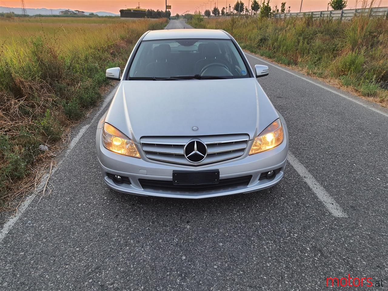 2010' Mercedes-Benz C 200 photo #3