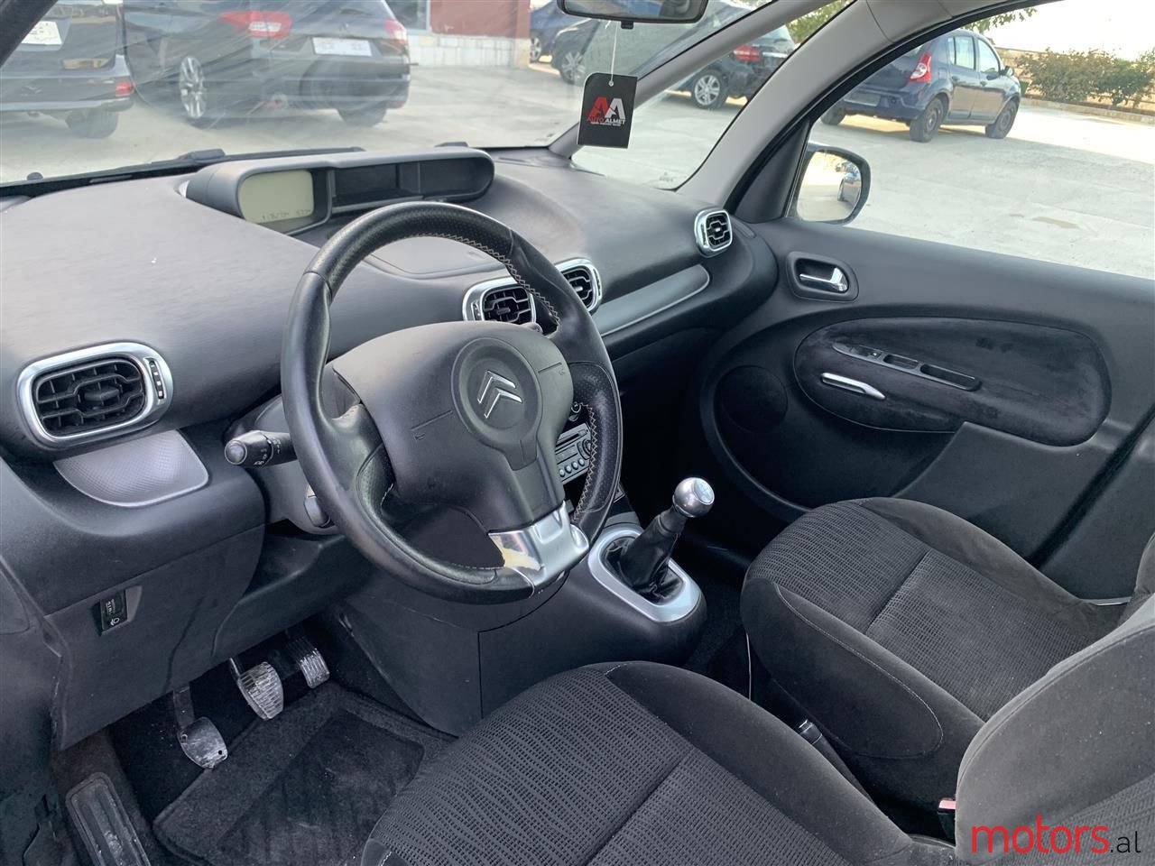 2010' Citroen C3 photo #6