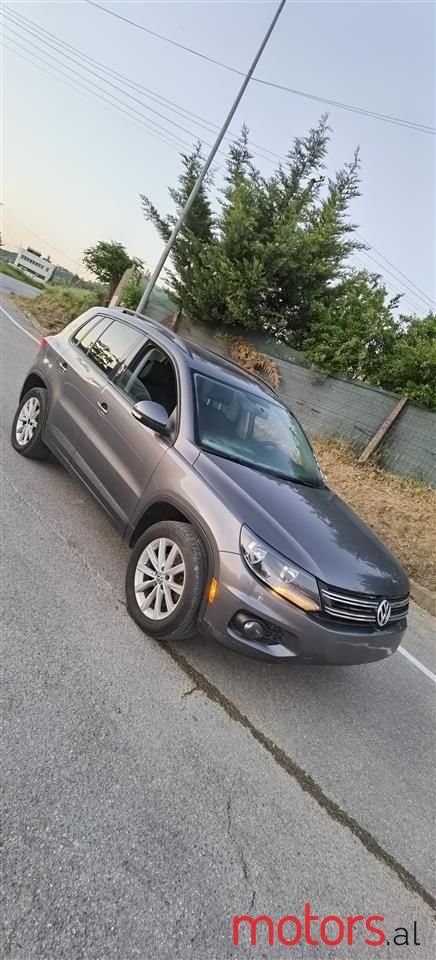 2013' Volkswagen Tiguan photo #1