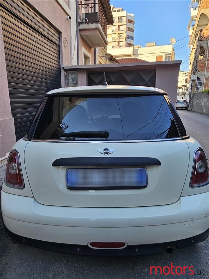 2009' MINI Cooper photo #3