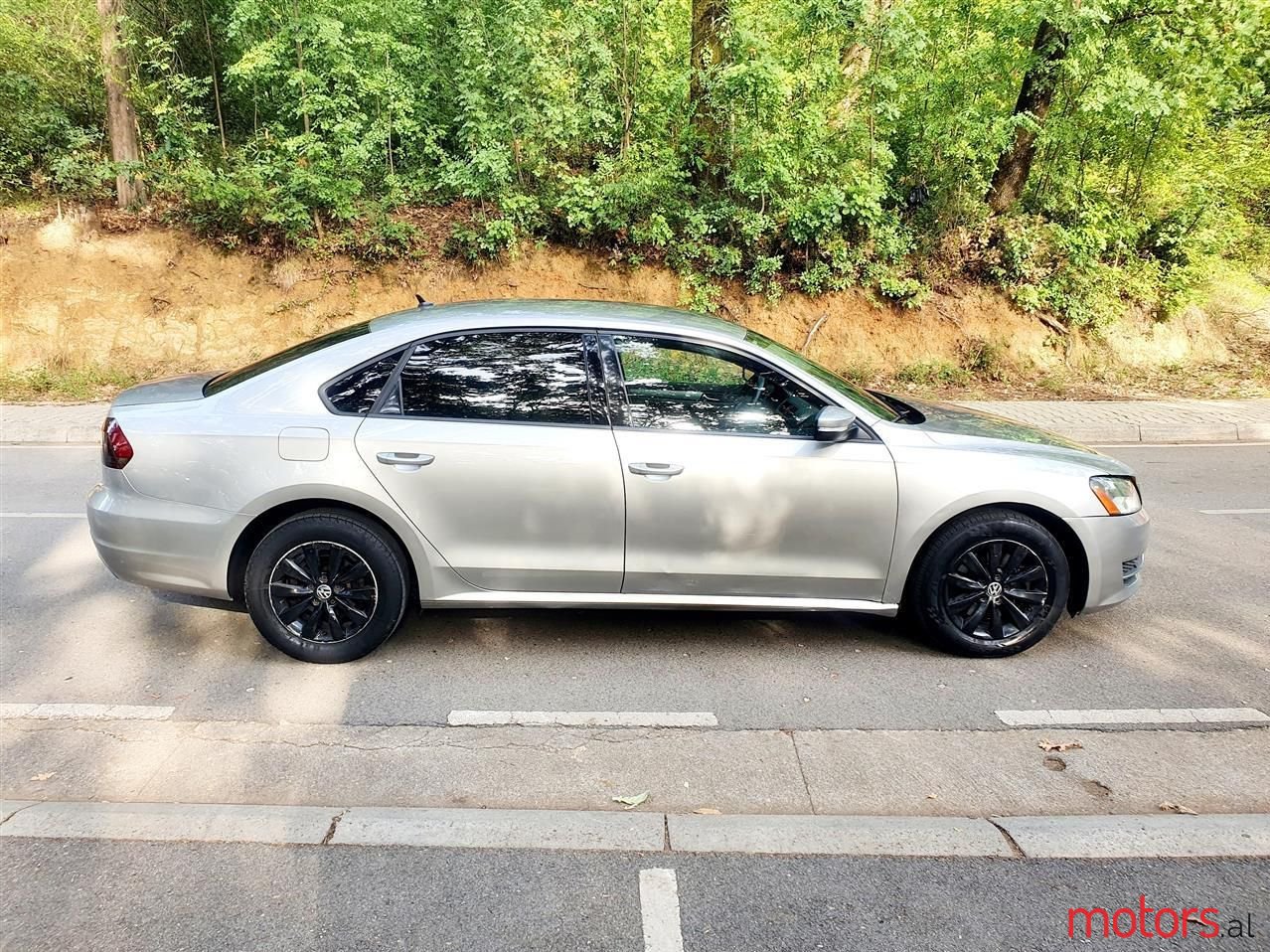 2014' Volkswagen Passat photo #3