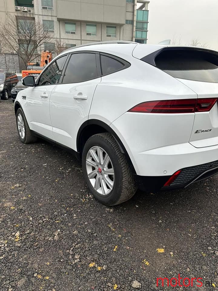 2019' Jaguar E-Pace photo #5