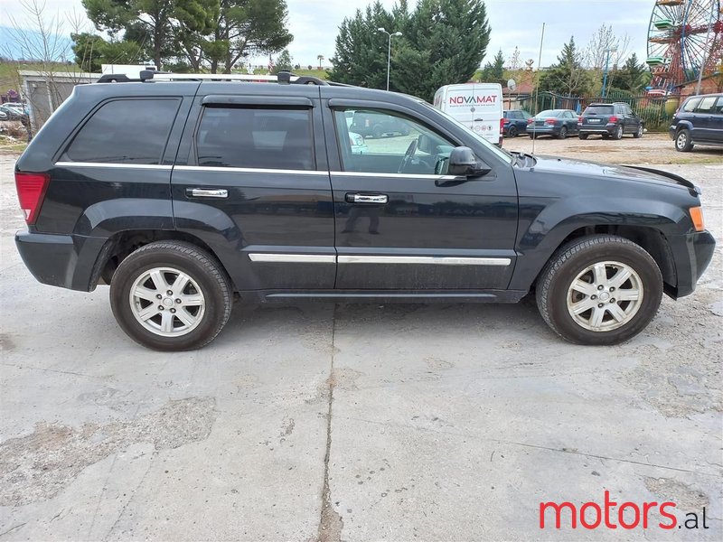 2008' Jeep Grand Cherokee photo #3