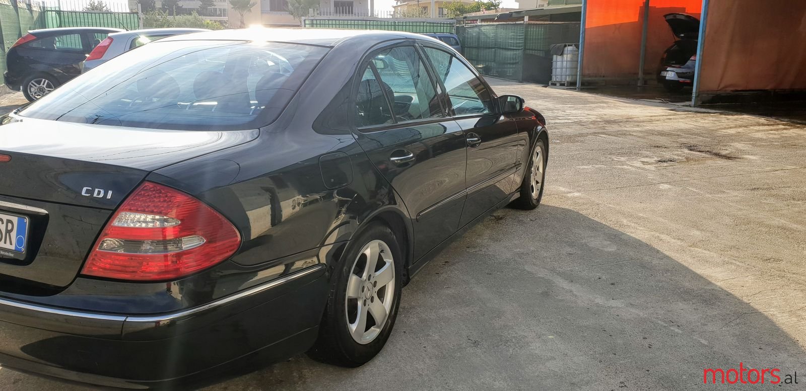 2004' Mercedes-Benz 260E photo #3