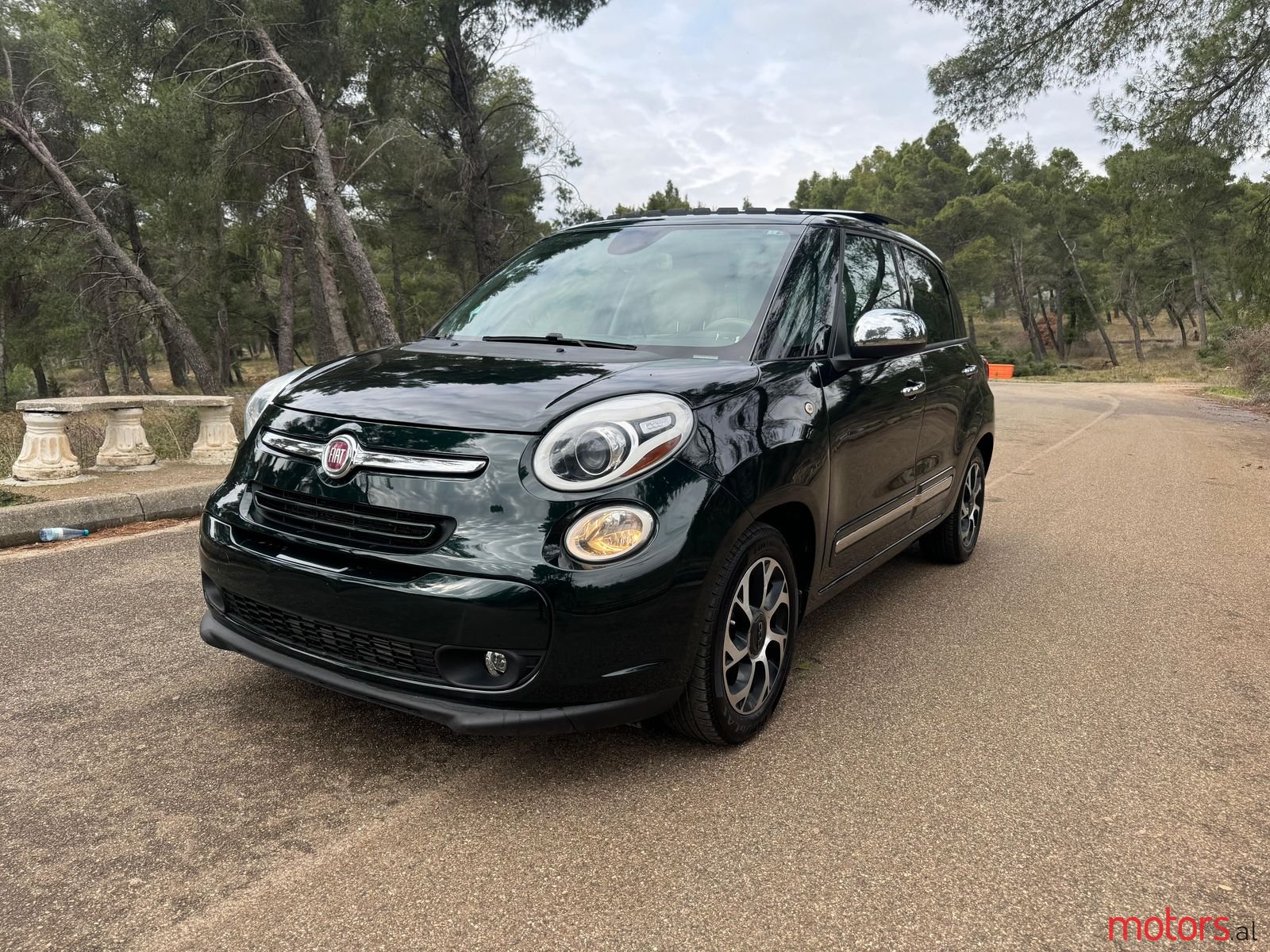 2014' Fiat 500L photo #1