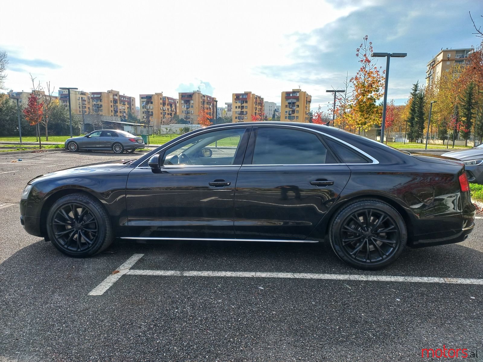 2011' Audi A8 photo #5