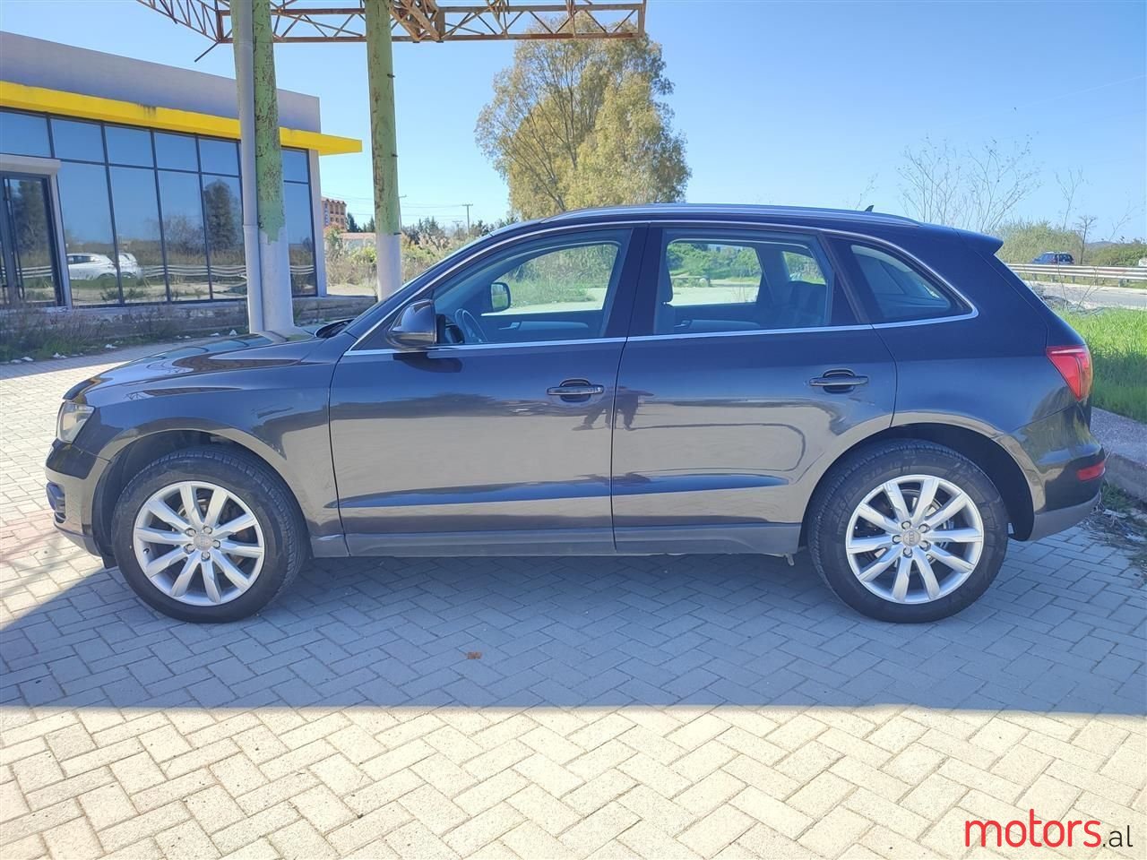 2010' Audi Q5 photo #3