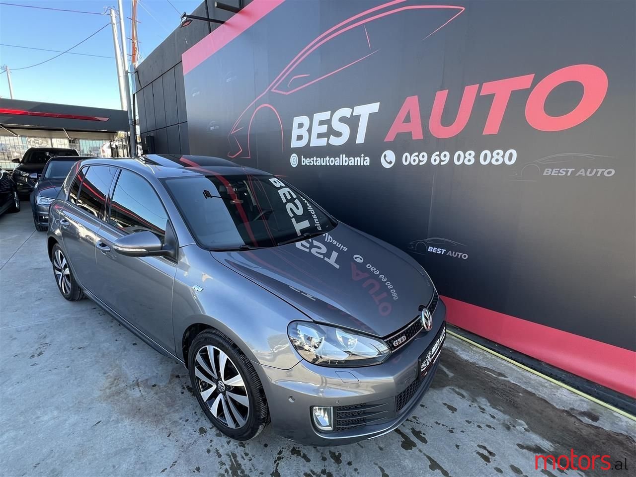 2012' Volkswagen Golf photo #6