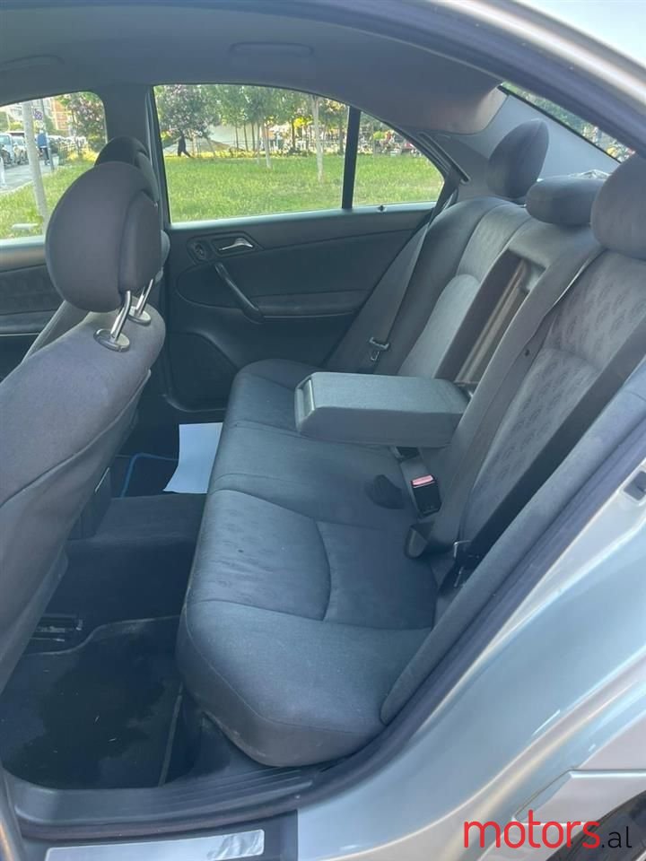 2003' Mercedes-Benz C 200 photo #5