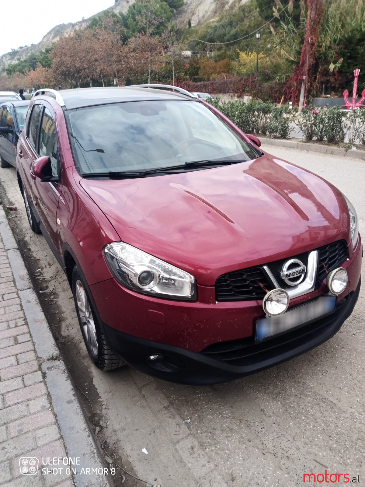 2012' Nissan Qashqai+2 4x4 photo #5