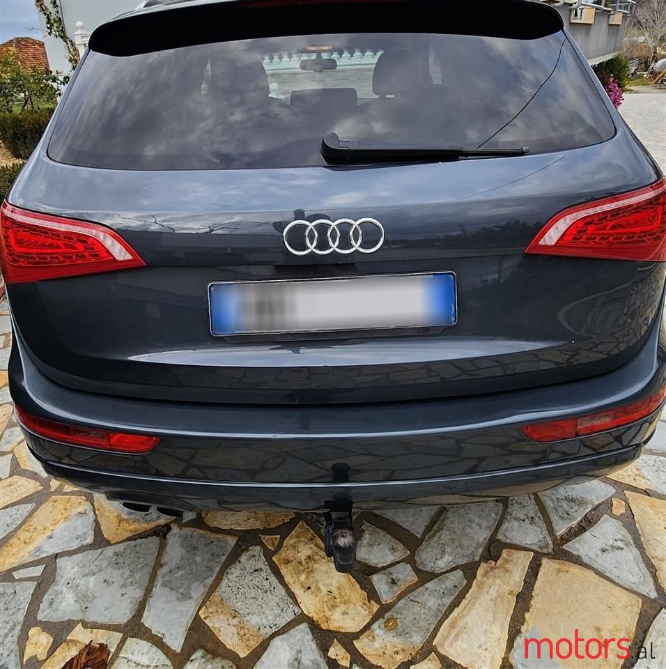 2011' Audi Q5 photo #4