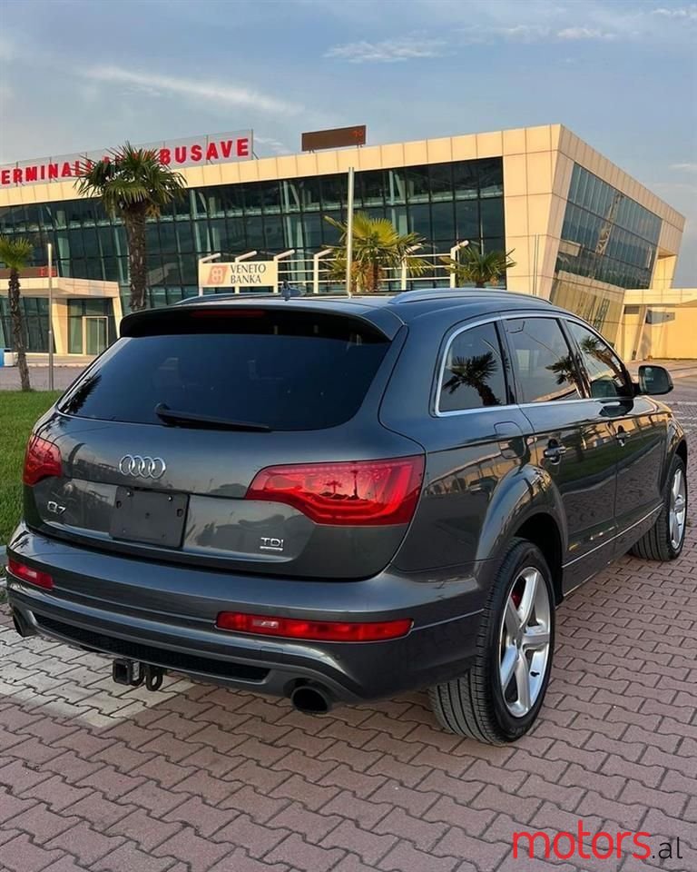 2014' Audi Q7 photo #3