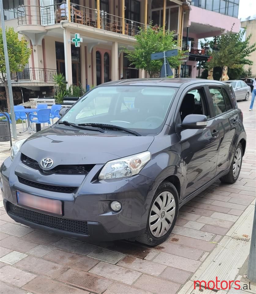 2009' Toyota Urban Cruiser photo #1