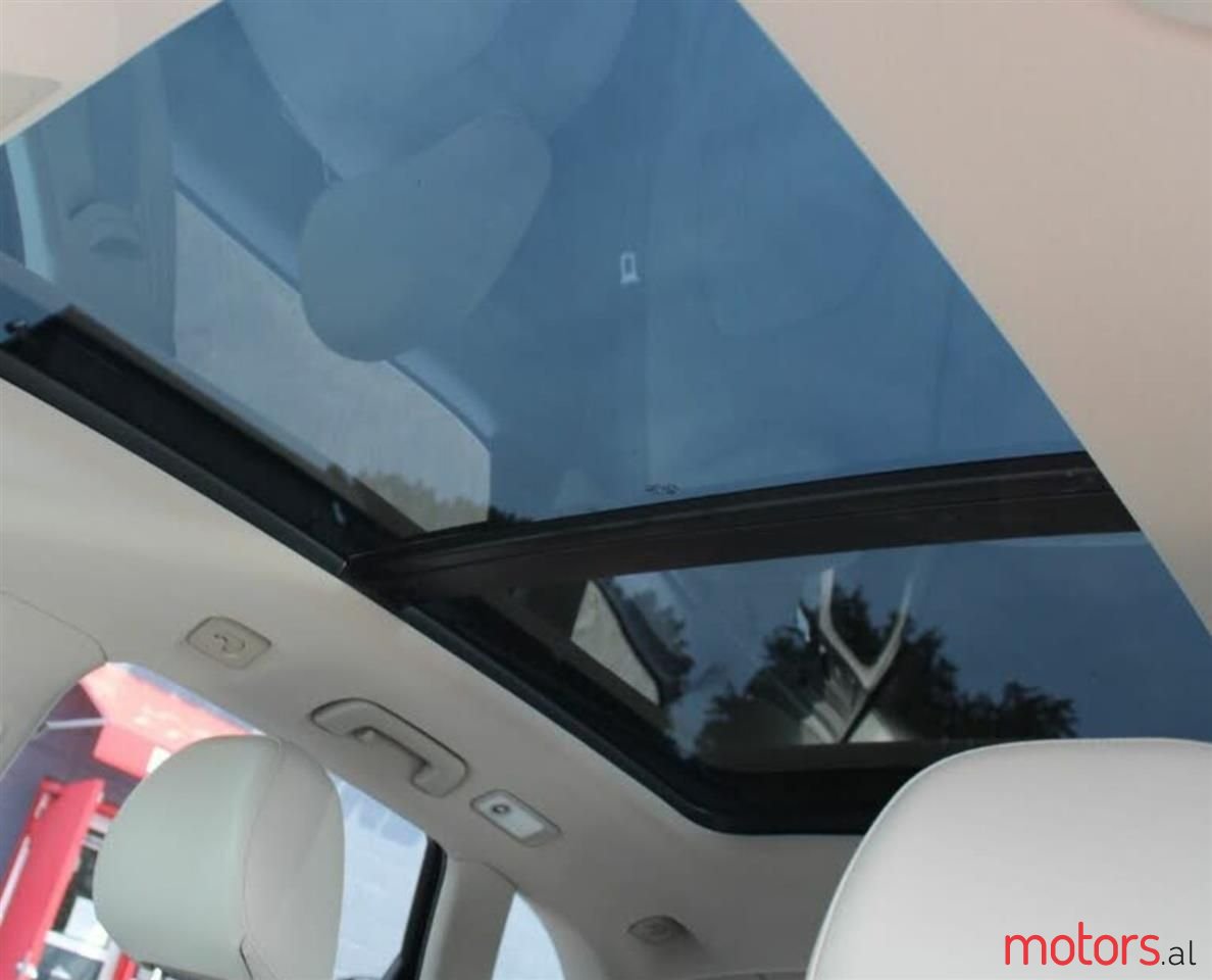 2010' Audi Q5 photo #6