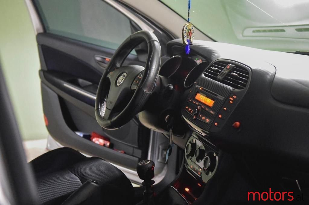 2008' Fiat Bravo photo #5