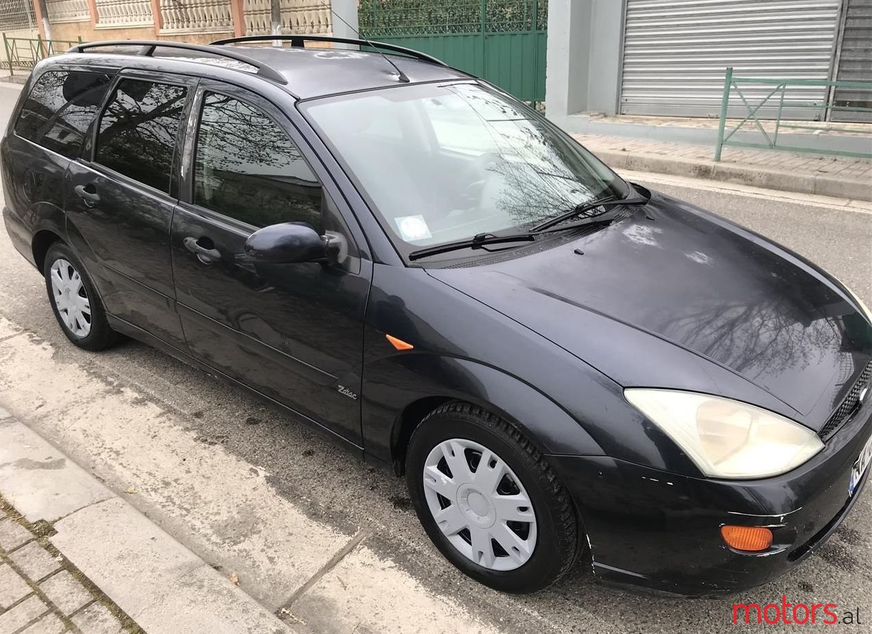 2001' Ford Focus photo #1