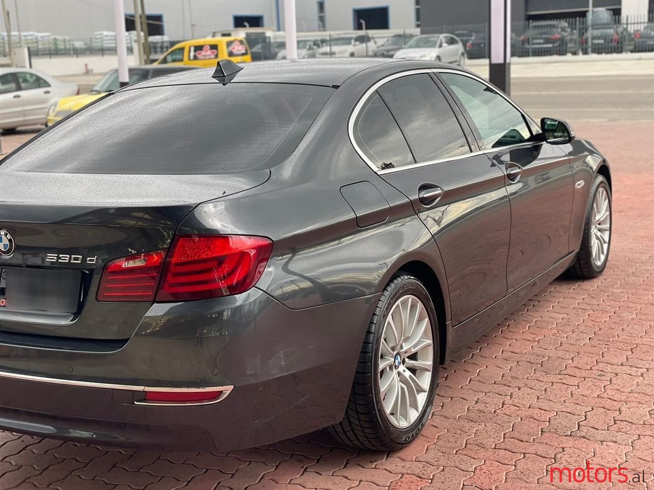 2014' BMW 530 photo #3