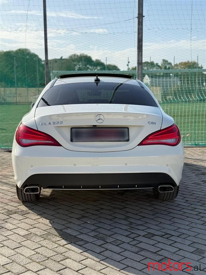 2014' Mercedes-Benz CLA 200 photo #2