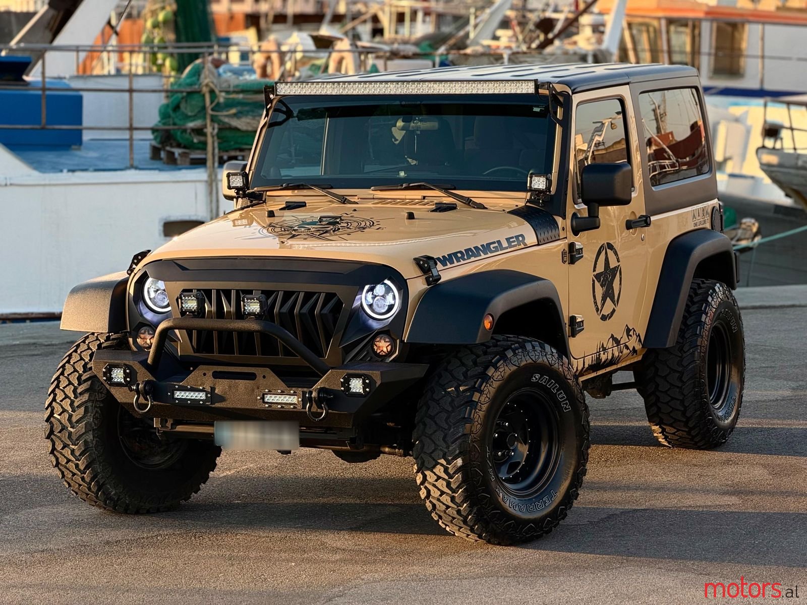 2013' Jeep Wrangler photo #1