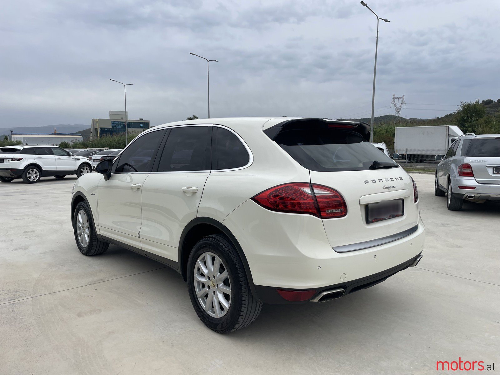 2011' Porsche Cayenne photo #4