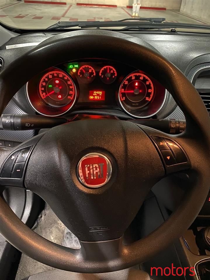 2010' Fiat Punto Evo photo #5