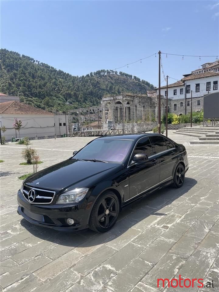 2010' Mercedes-Benz C 300 photo #1