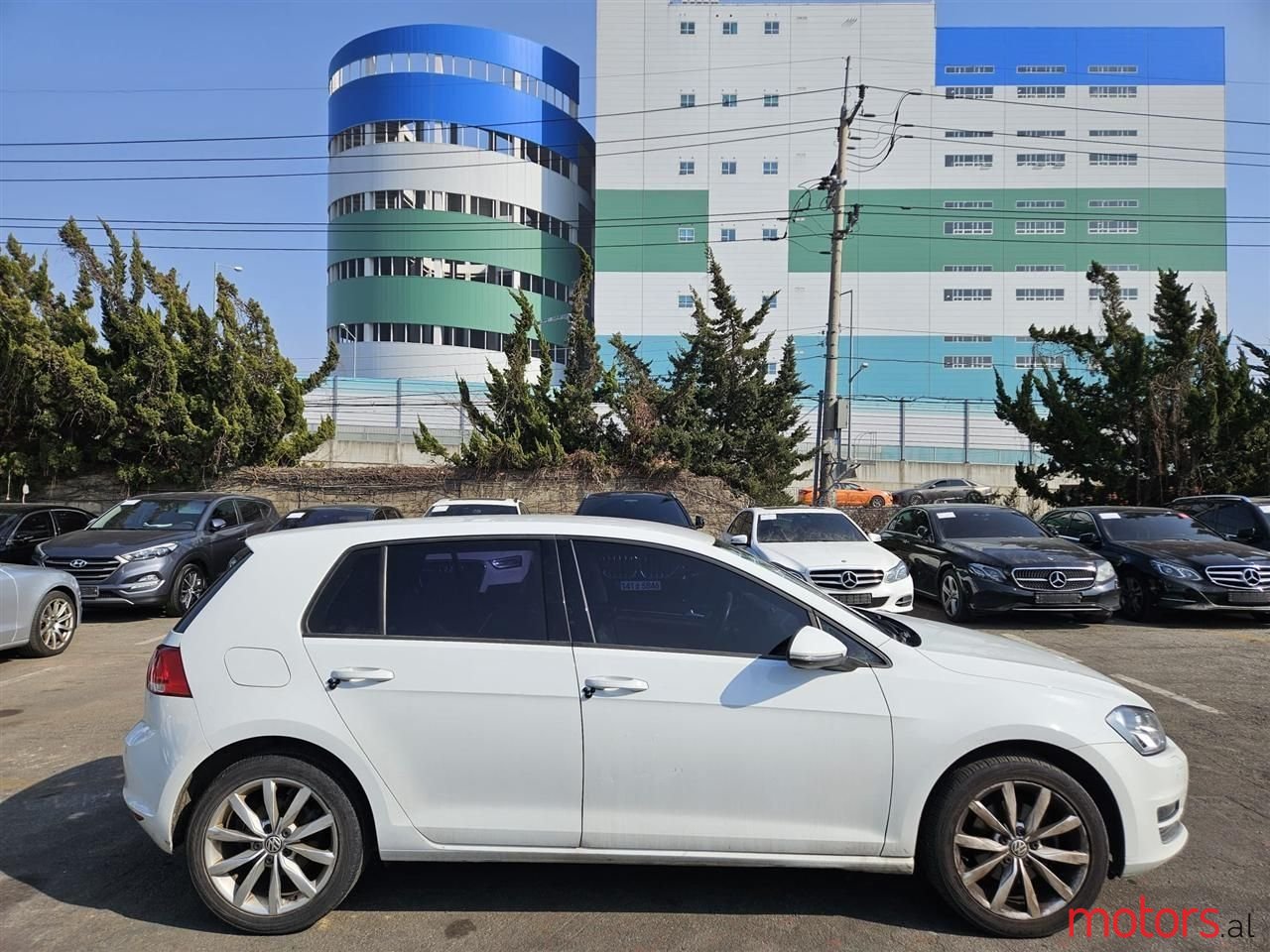 2014' Volkswagen Golf photo #1