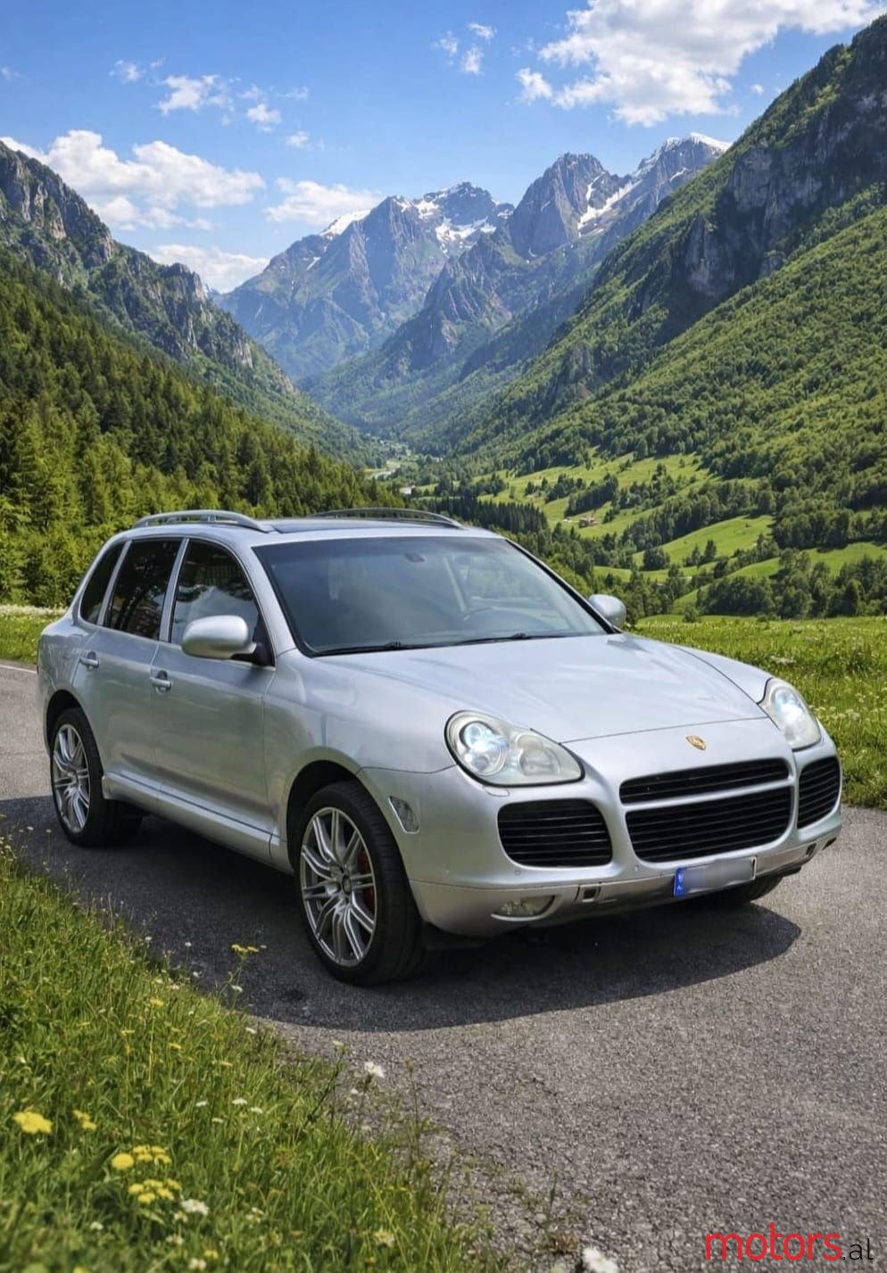 2007' Porsche Cayenne photo #3