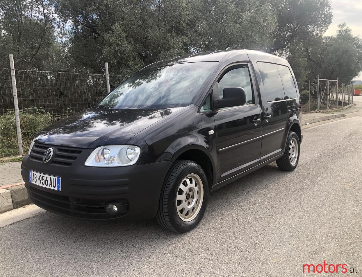 2005' Volkswagen Caddy for sale 🔹 Tirane, Albania