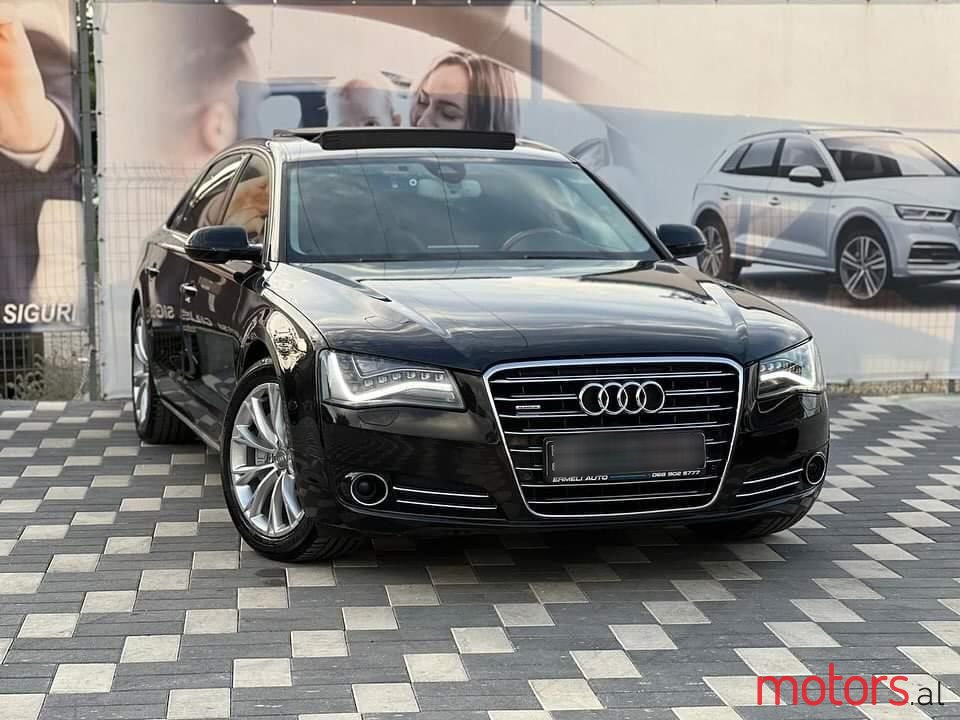 2012' Audi A8 photo #5
