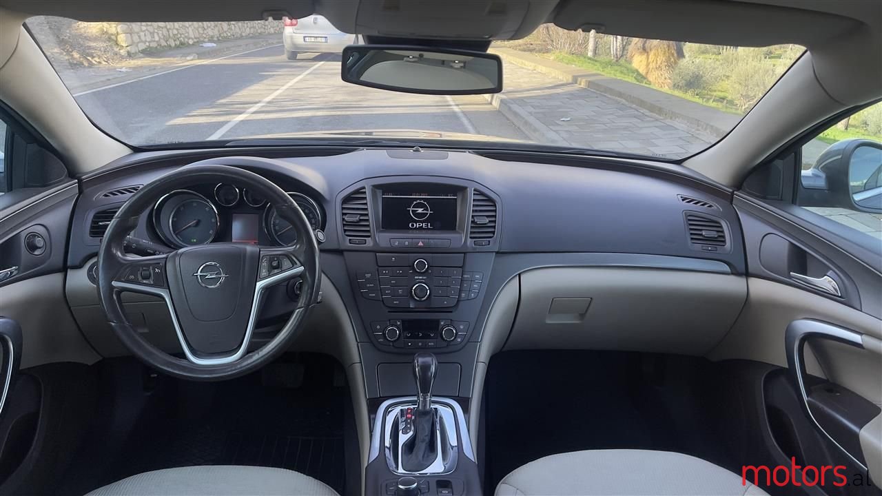 2009' Opel Insignia photo #4